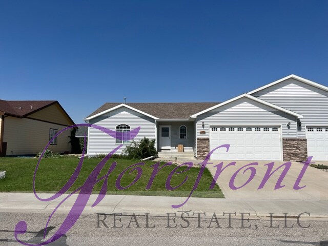Foto principal - 1700 E 27th St