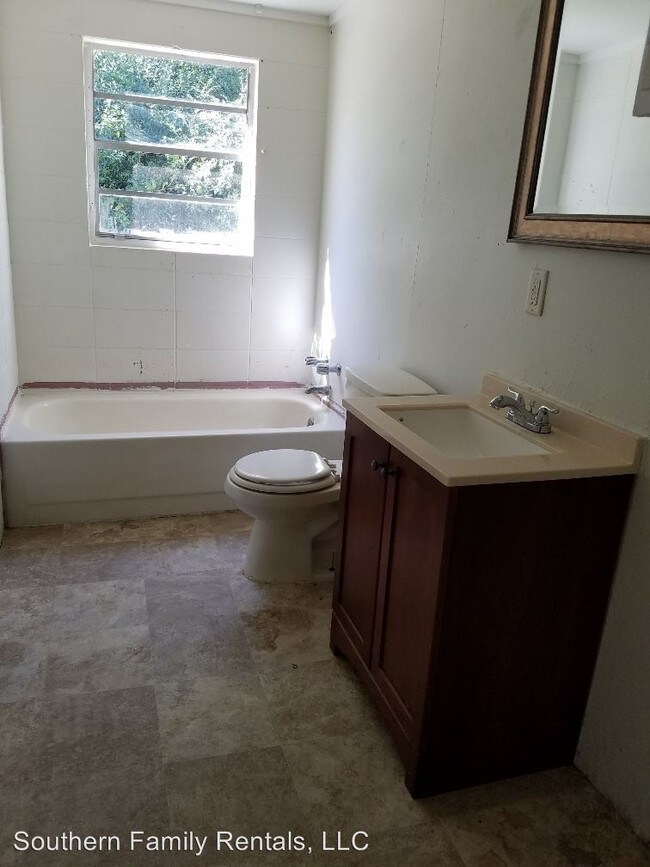 Building Photo - 1 br, 1 bath Apartment - 410a kingsby st
