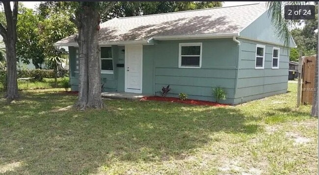 Building Photo - Home For Rent in St Petersburg!