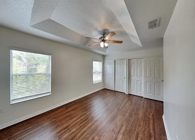 Building Photo - 5500 Paradise Cay Cir