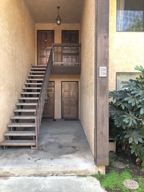 Foto del edificio - 1304 Mountain Ave