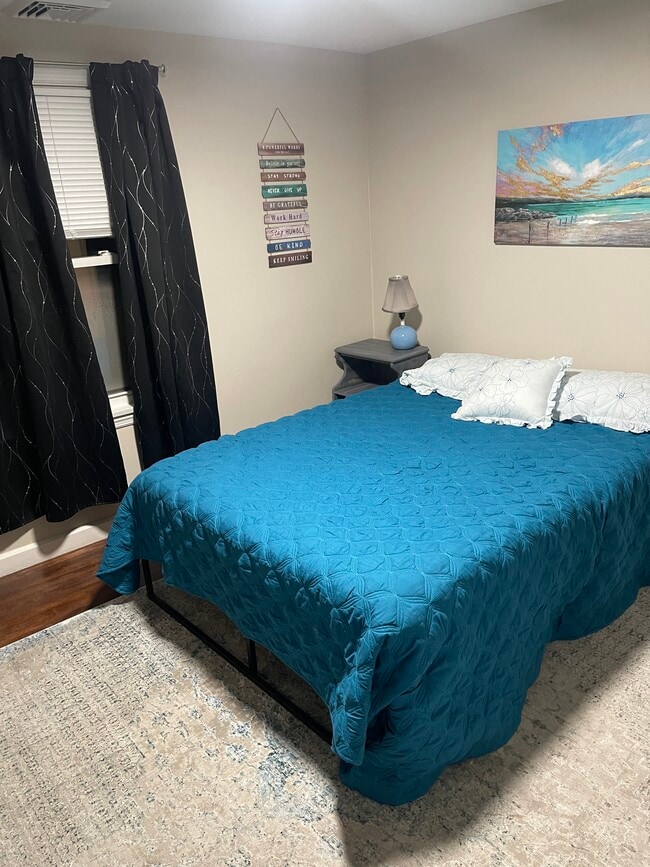 Building Photo - 779 Southbridge St