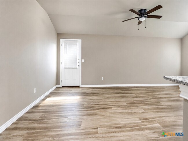 Foto del edificio - 1204 N 18th St