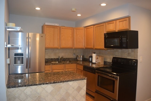 Foto del edificio - 4753 25th Ave