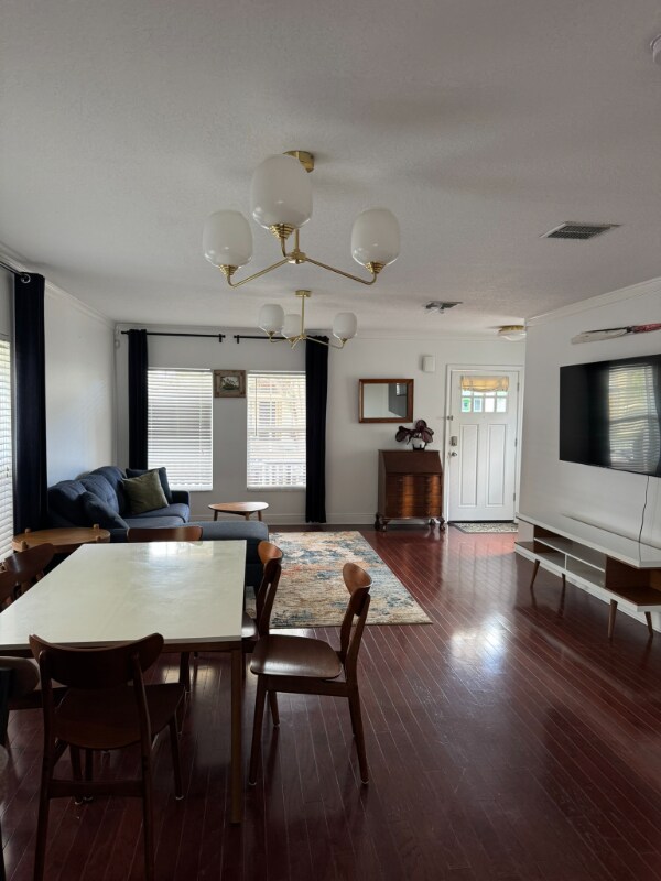 Foto del edificio - 2117 W Spruce St