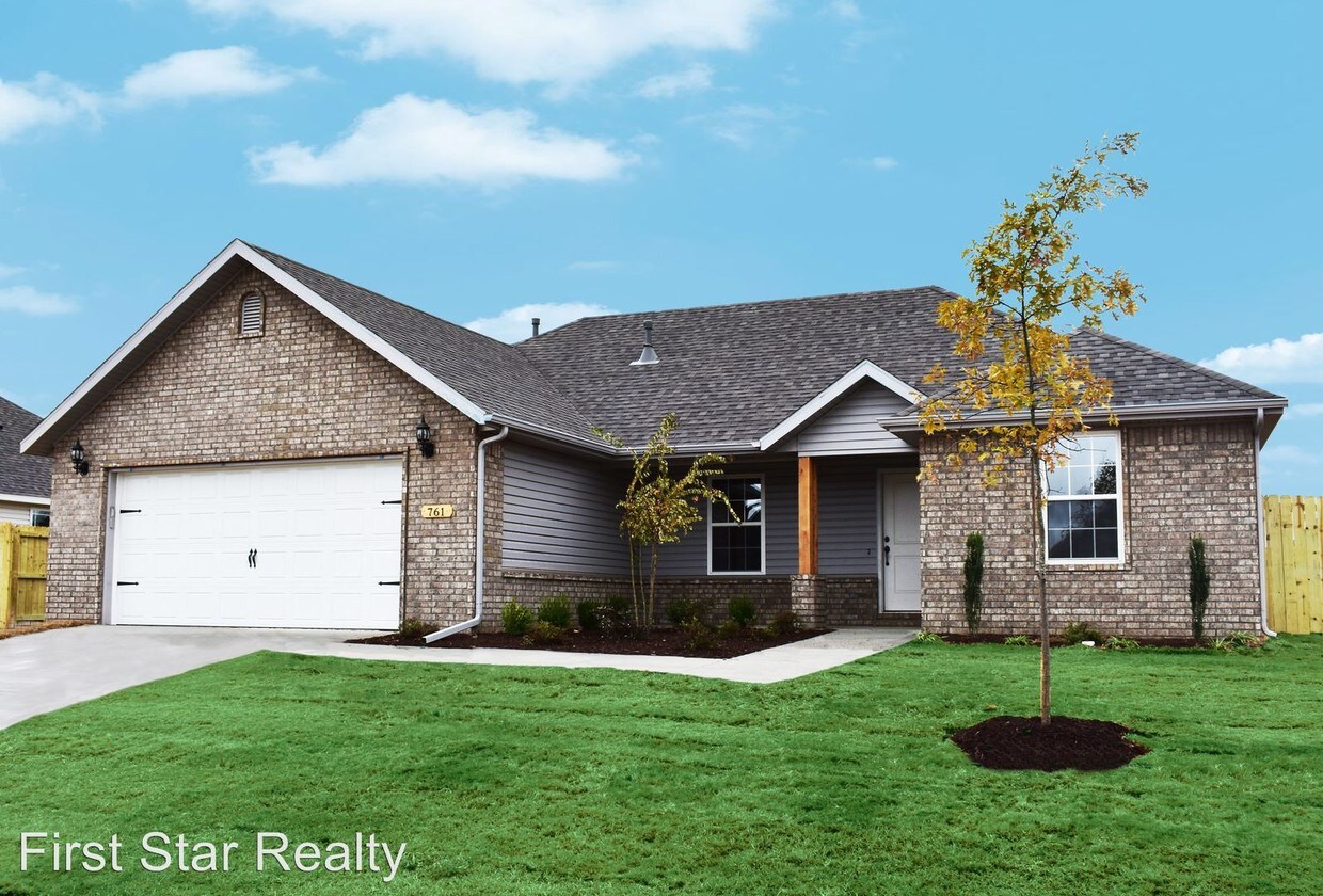 Primary Photo - 761 Carroll Dr
