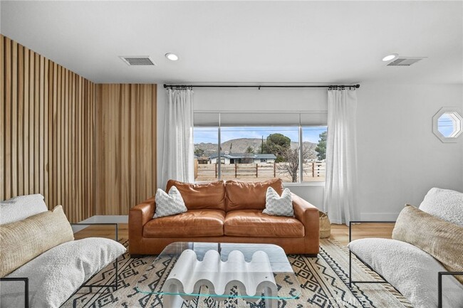 Foto del edificio - 55585 Onaga Trail