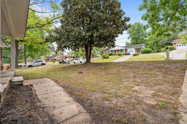 Foto del edificio - 5364 Silver Pine Dr