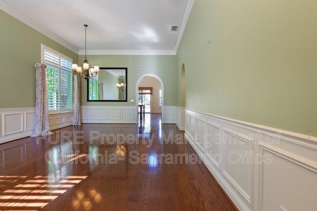 Building Photo - 637 Ruscello Ct