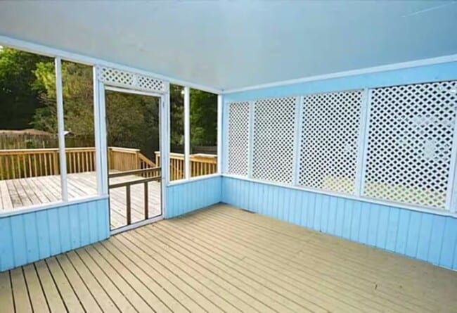 Building Photo - 4477 Lookout Rd