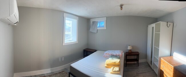 Building Photo - 890 Highland Ave