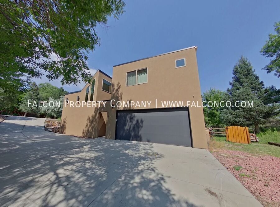 Photo - 122 Dolomite Dr-