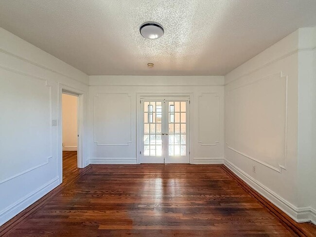 Building Photo - 36 Duncan Ave