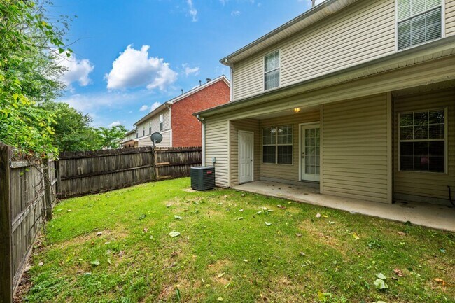 Foto del edificio - "Discover Serenity in Pelham: Your Perfect...