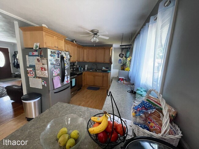 Building Photo - 3 br, 2 bath House - 813 Lamont Cir