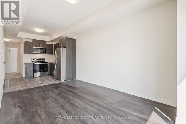 Building Photo - 10-10 Liben Wy