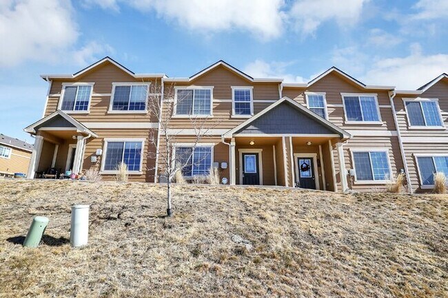 Foto del edificio - Move-In Ready Townhome | $1,000 Off First ...