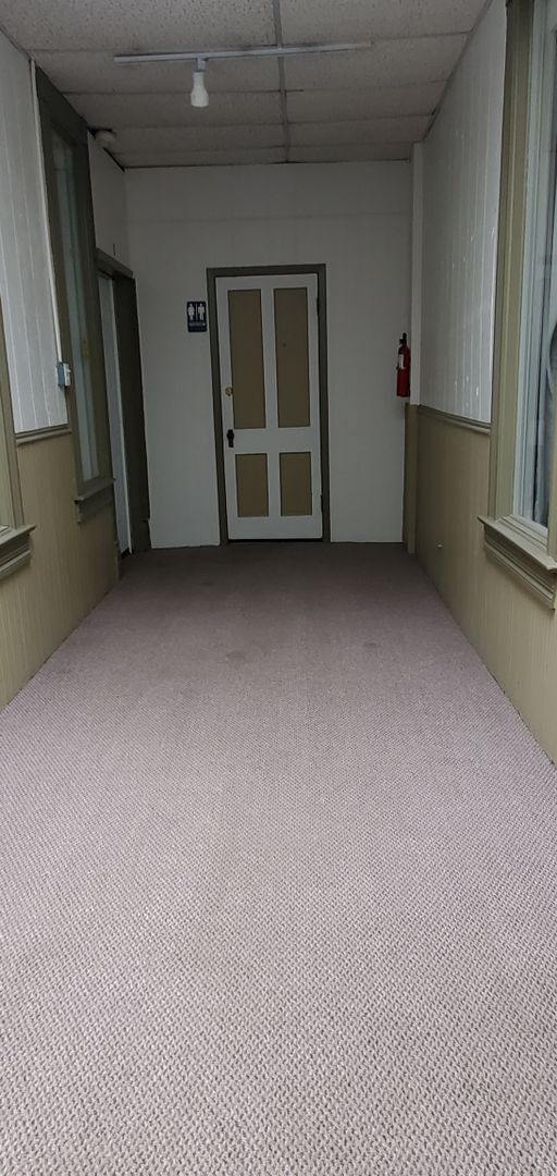Building Photo - Beautiful Loft  in the Heart of Town