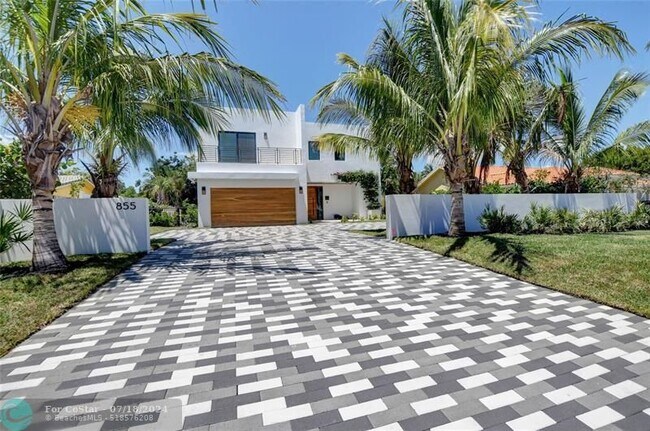 Foto del edificio - 855 NW 4th Ave