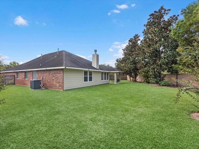 Building Photo - 13707 Birney Point Ln