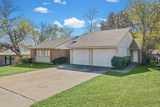 Foto del edificio - 2313 Paul Revere St