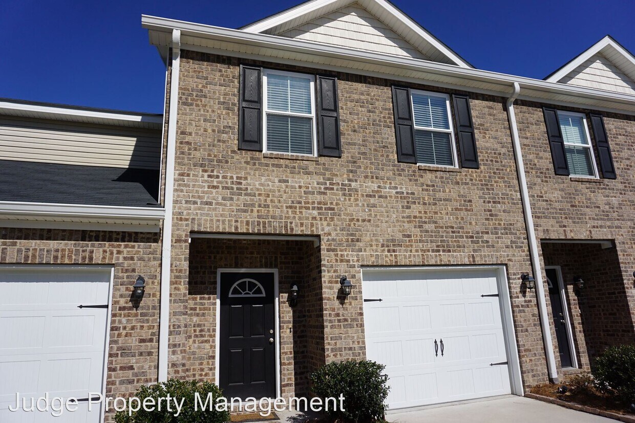 Primary Photo - 2 br, 2.5 bath House - 48 Reese Way