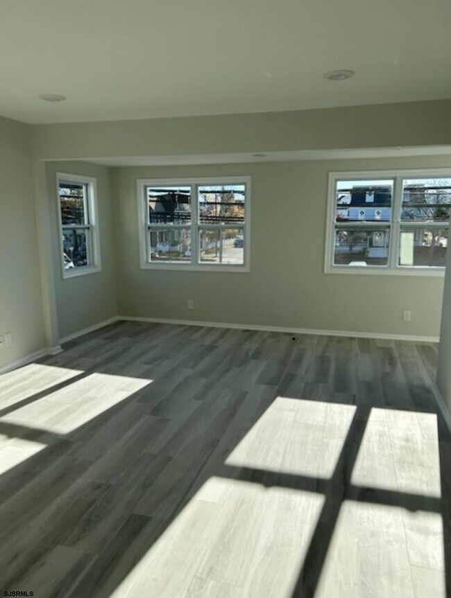 Foto del edificio - 721 Asbury Ave