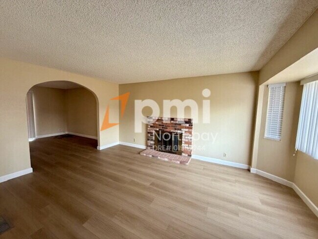 Foto del edificio - 2884 Sequoia Pl