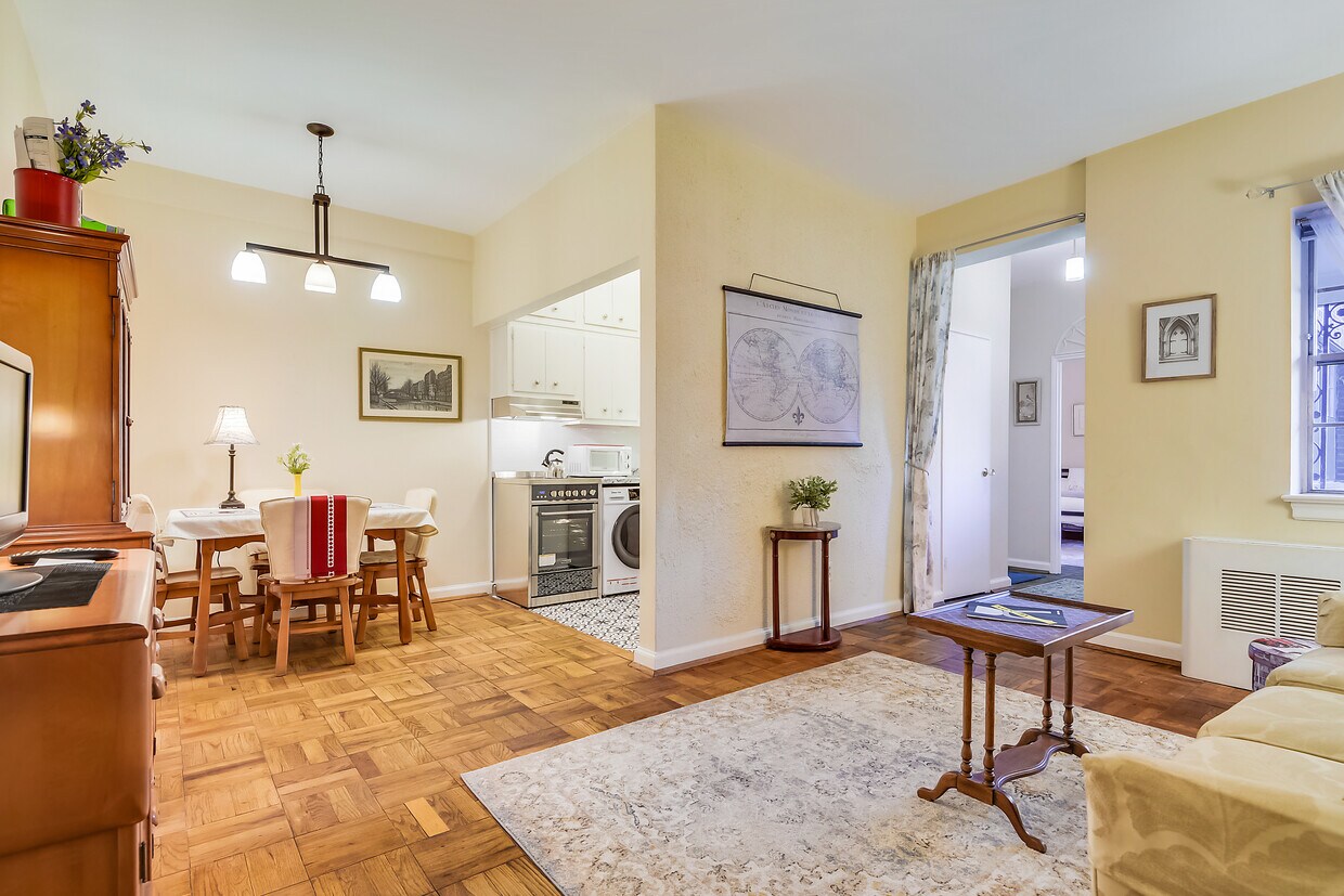 3601 Greenway, Baltimore, MD 21218 Apartments in Baltimore, MD