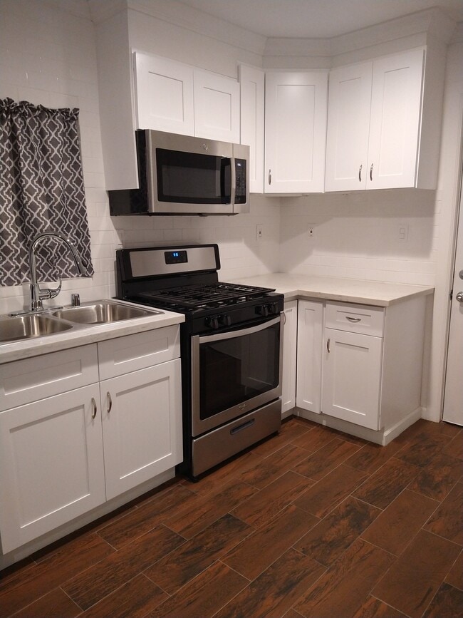 Building Photo - 473 Fort Lewis Dr