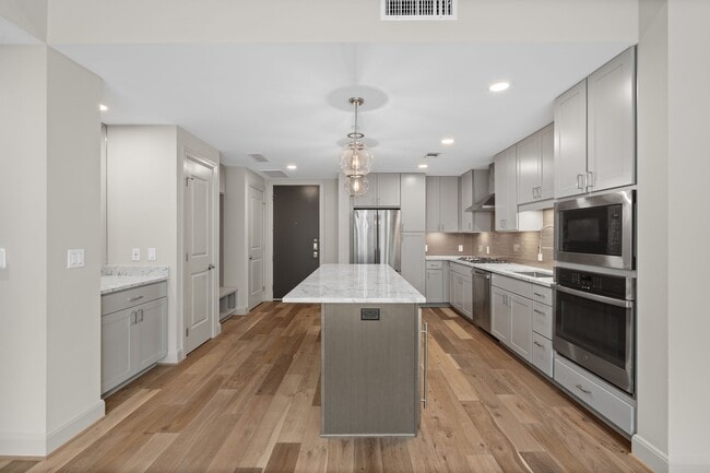 Foto del edificio - 2511 Willowick Rd