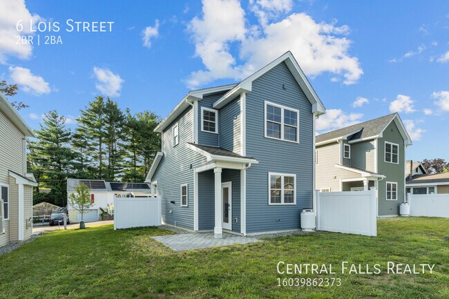 Building Photo - Brand New 2 BR Available Now !