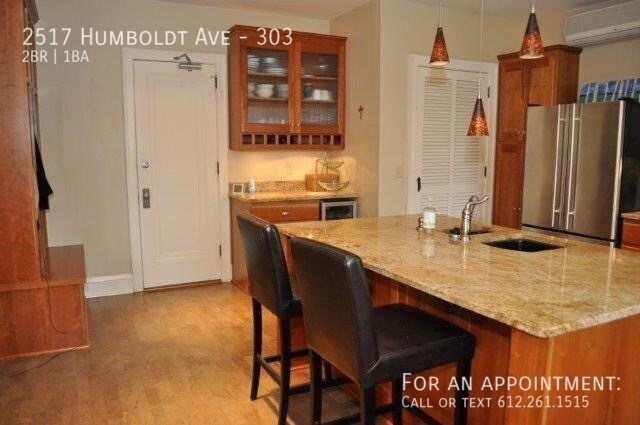 Foto del edificio - 2517 Humboldt Ave S