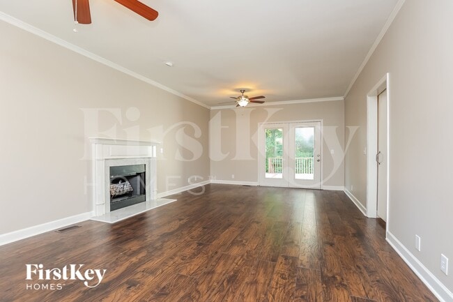 Building Photo - 221 Shoemaker Ct