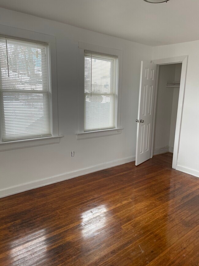 Bedroom 1 1st level - 447 Stuyvesant Ave