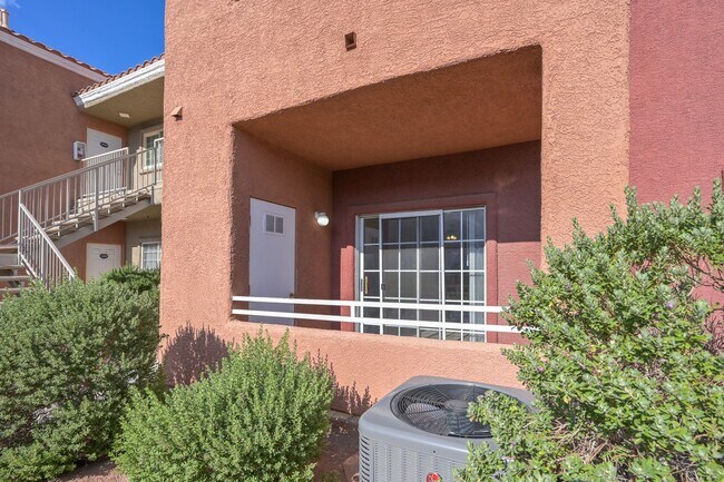 Building Photo - NE Near Nellis! Gated! Community Pool, Spa...