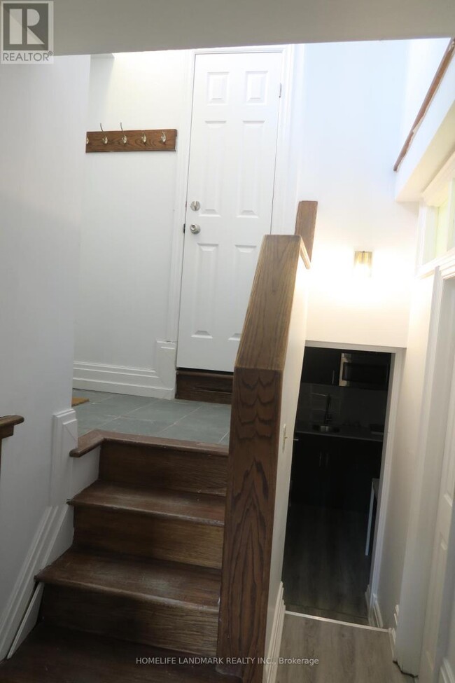Building Photo - 210 Brunswick Ave