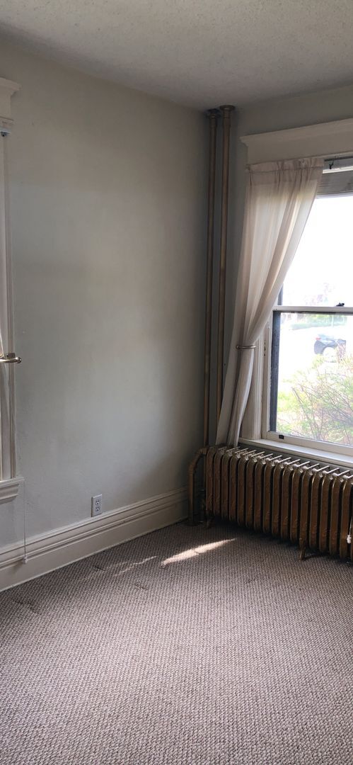 Foto del edificio - 1st Floor 2 Bedroom Apartment w/ Private Basement - Available July 1st