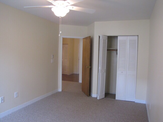 Building Photo - 111 Woodland St