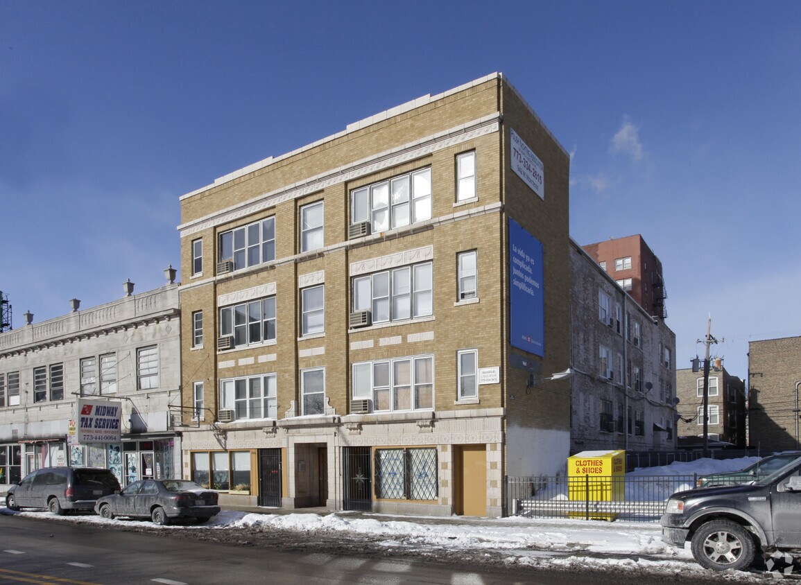 Foto del edificio - 944 W Montrose Ave