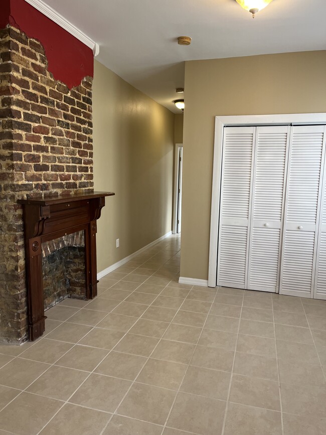 Building Photo - 5643 Charles Pl