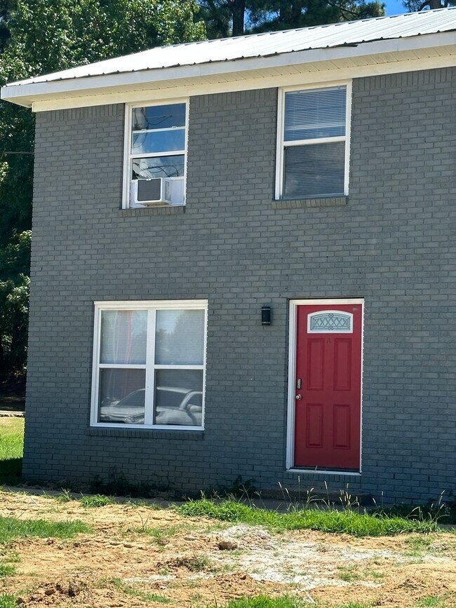 Foto del edificio - 1905 Nettleton Duplex