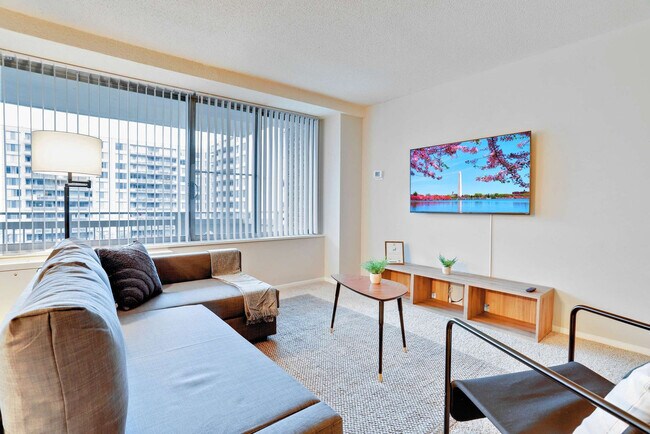 Foto del edificio - 2111 Richmond Hwy