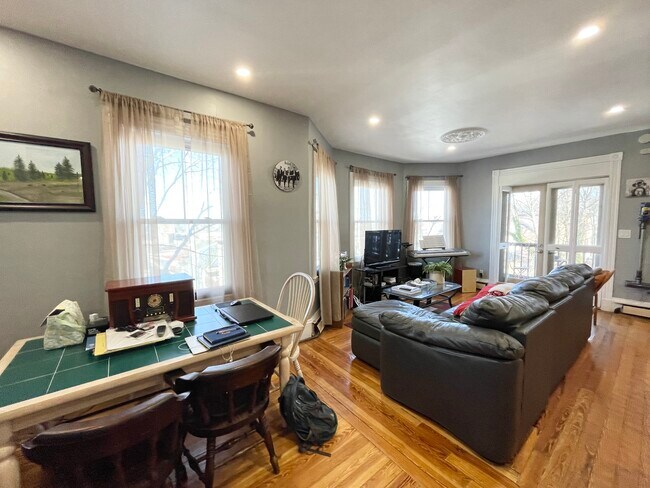 Foto del edificio - 18 Sunset St