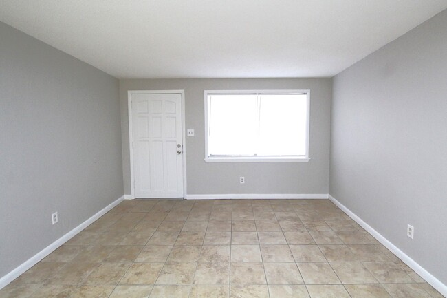 Foto del edificio - Affordable 3/1 Home in West Pensacola with...