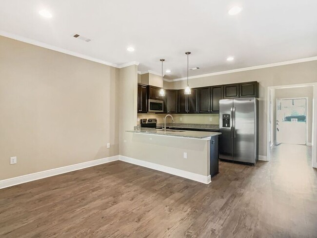 Foto del edificio - 6642 Covington Villas Dr