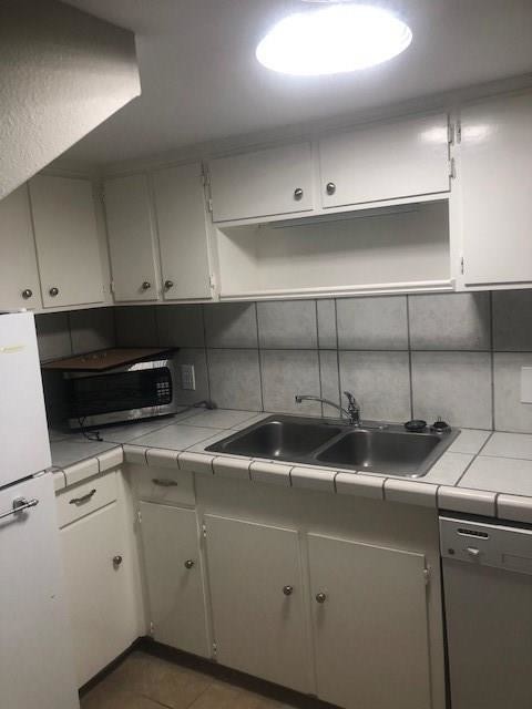 Building Photo - 801 S Carancahua St