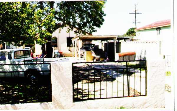 Building Photo - 461 N Juanita Ave