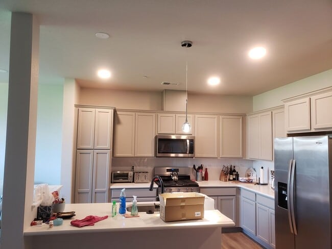 Building Photo - Stunning 3 Bed 2.5 Bath Home in Timnath, CO!