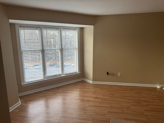 Foto del edificio - 1021 Wirewood Dr